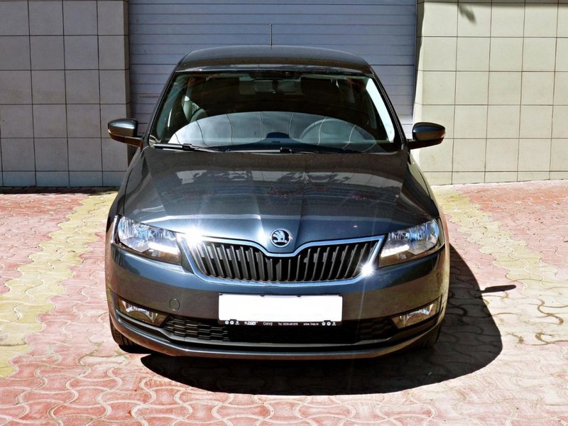 Skoda Rapid Smart An 2017 Berlină Benzină Din Galaţi