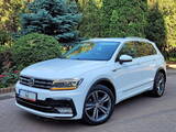 Volkswagen Tiguan R-Line/4x4/Matrix/Virtual/Alcantara/UNIC PROP.